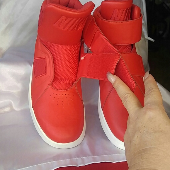 SOLD!! Nike Marxman basketball shoes NWOT - Picture 3 of 7